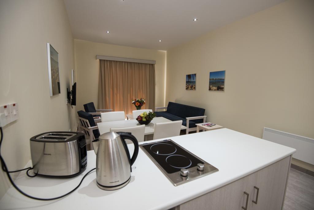 Aparthotel Eligonia 3*