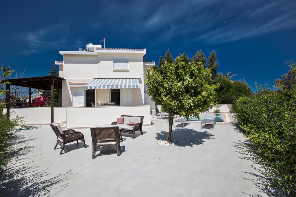 Villa Merab Center *
