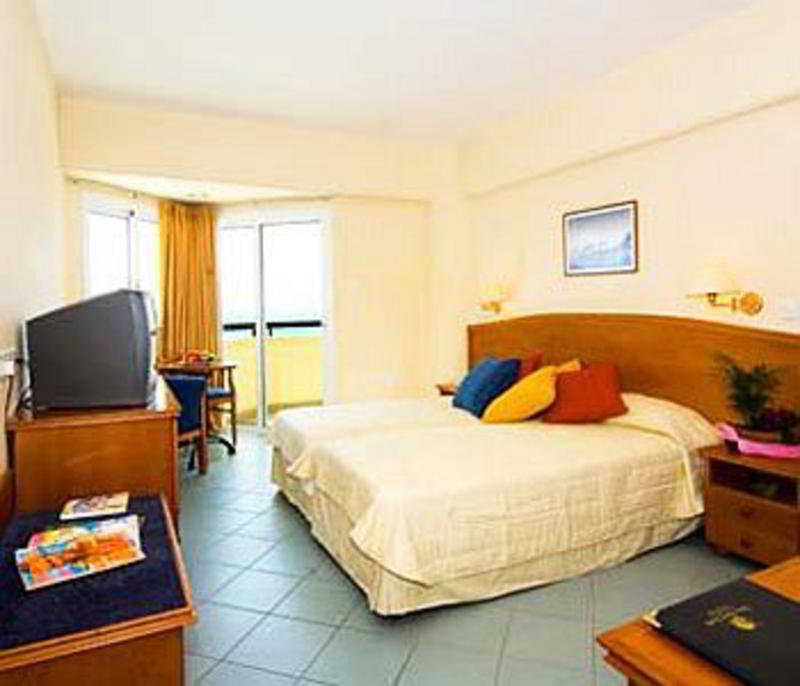Tasia Maris Sands (adults Only)