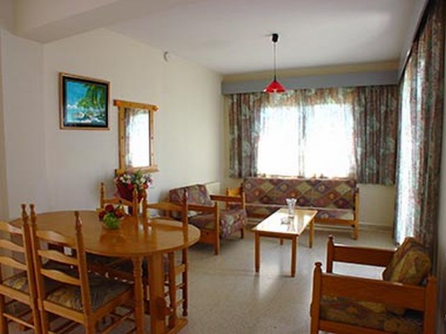 Androthea Hotel 3*
