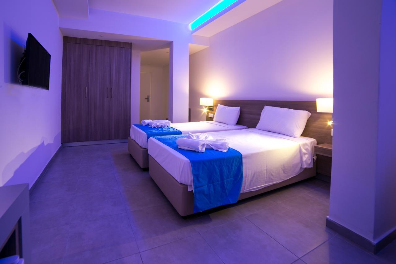 Flora Maria Hotel Aparthotel 3*