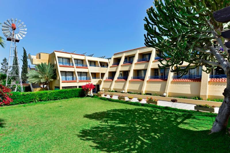 Napa Apts 3*