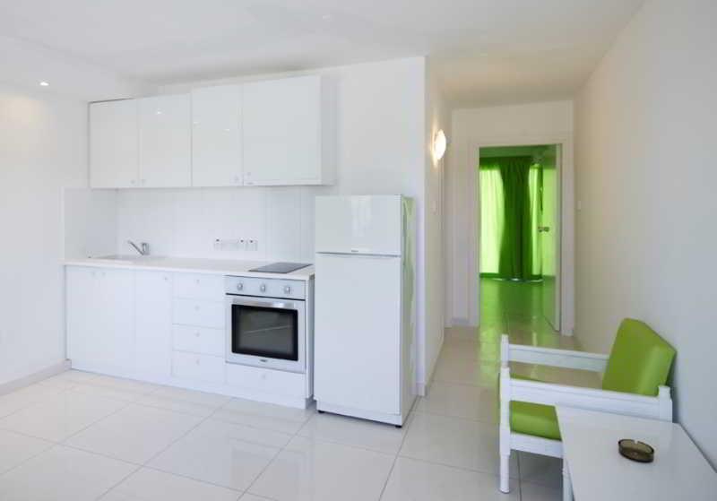 Aparthotel So 3*