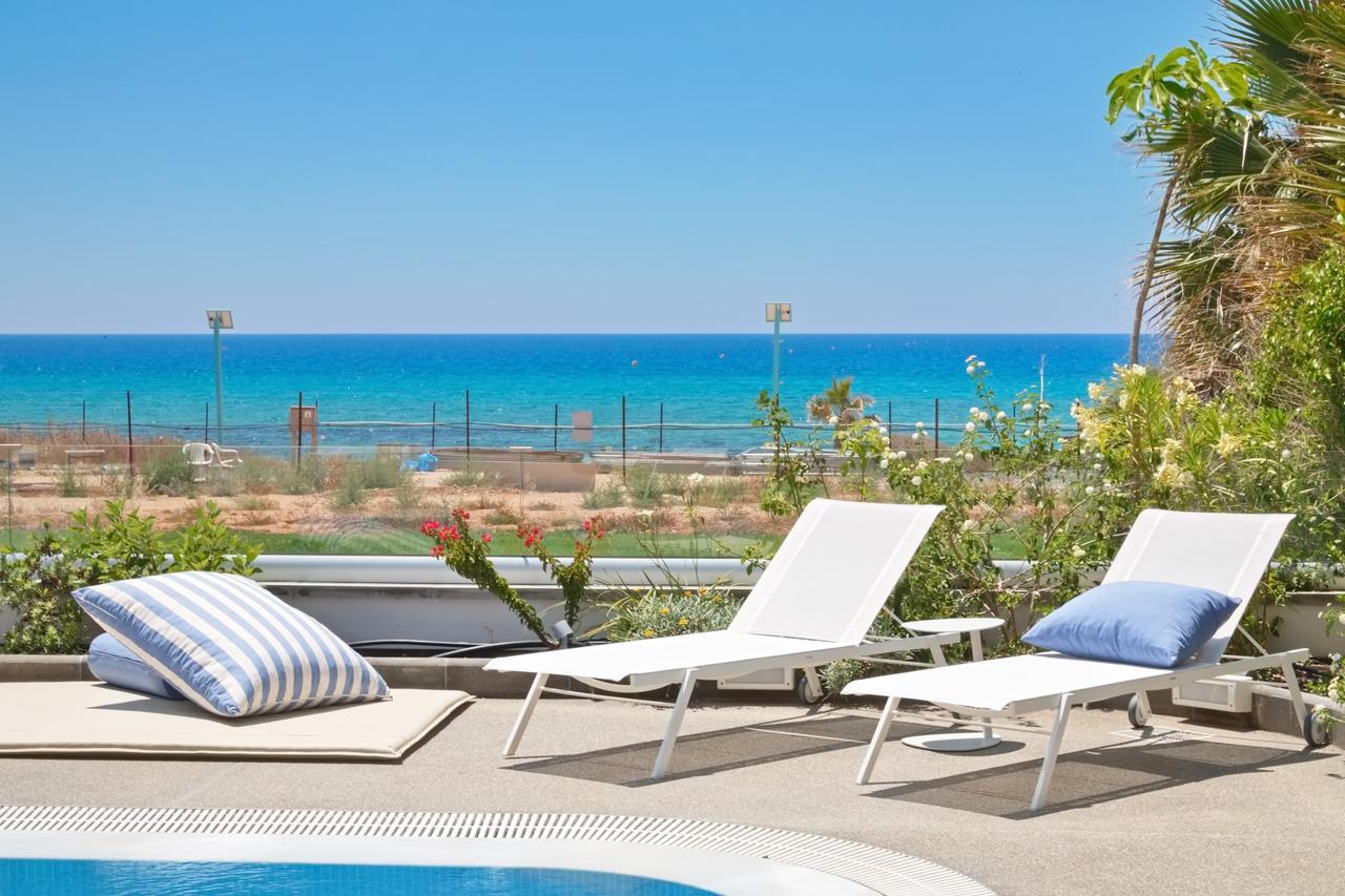 Royal 4 Bedroom Seafront * Ayia Napa