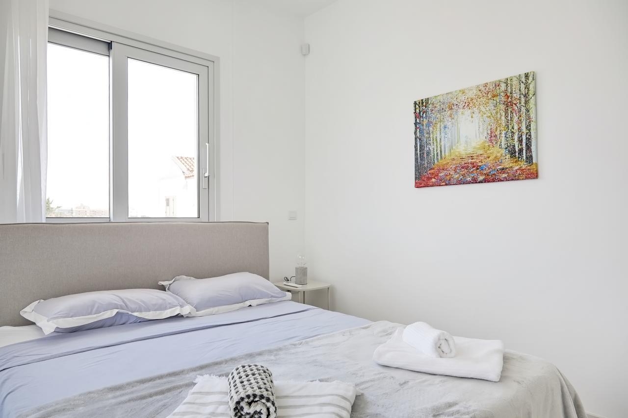 Royal 4 Bedroom Seafront Holiday home Ayia Napa