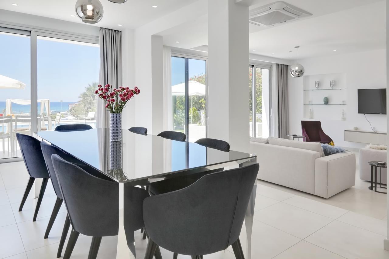 Royal 4 Bedroom Seafront * Ayia Napa