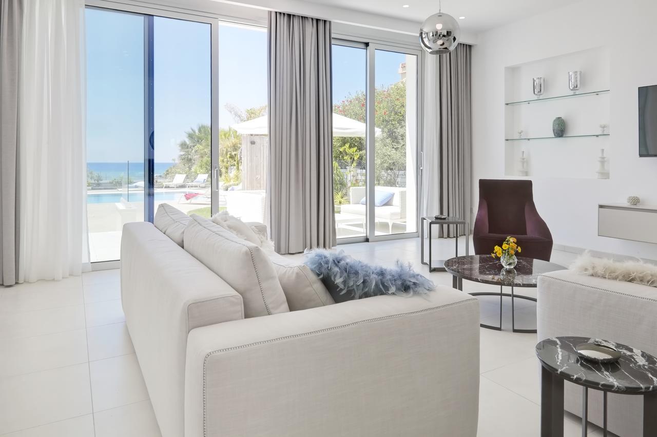 Royal 4 Bedroom Seafront Ayia Napa