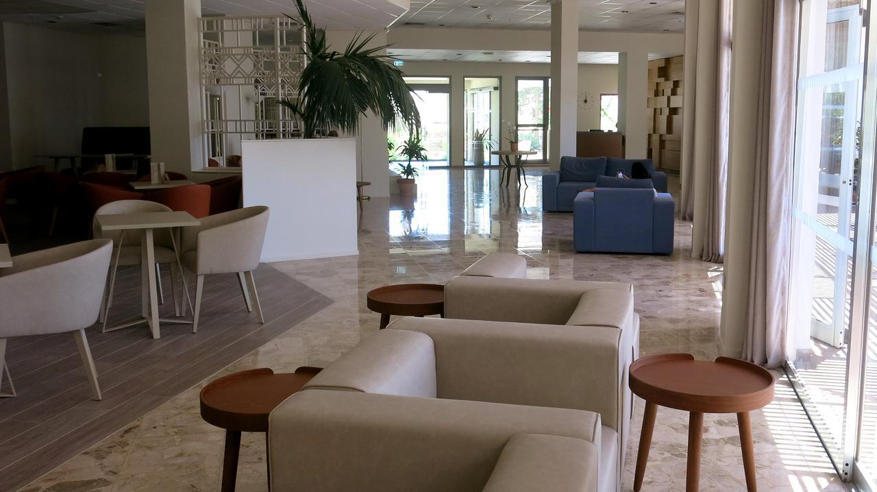 Marina Hotel 3*