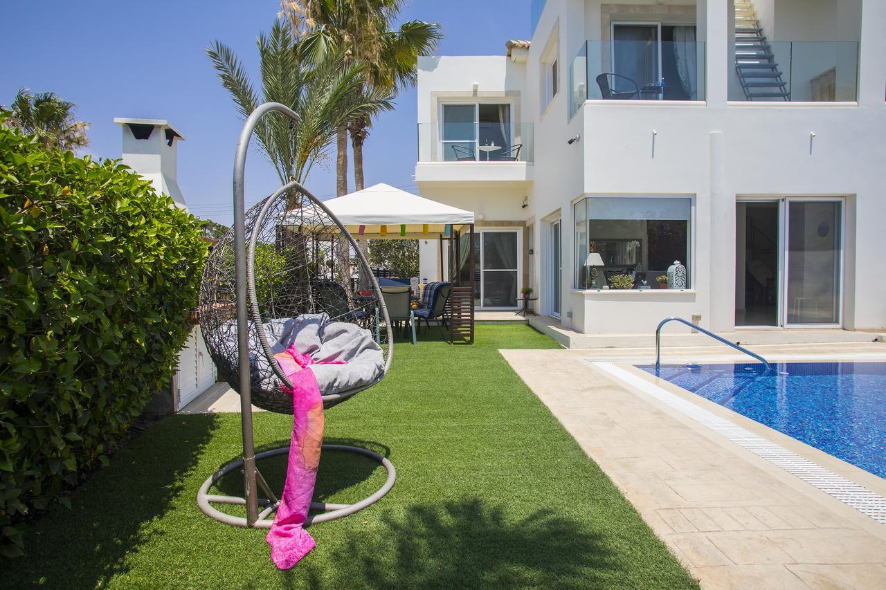 Villa Elias *