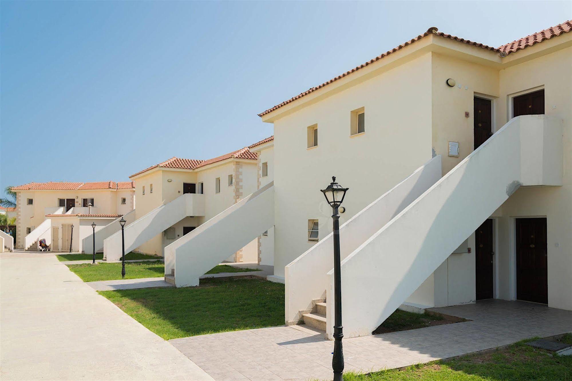 Tsokkos Paradise Village Resort 4*