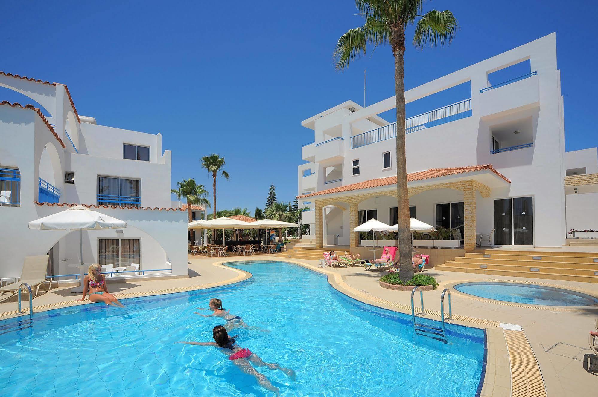 Petrosana Agia Napa