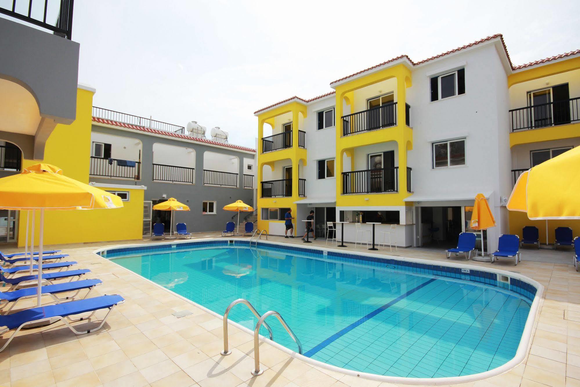 Sea Cleonapa Aparthotel