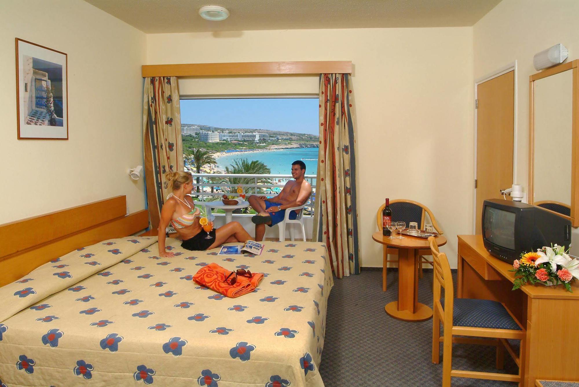 Okeanos Boutique Agia Napa