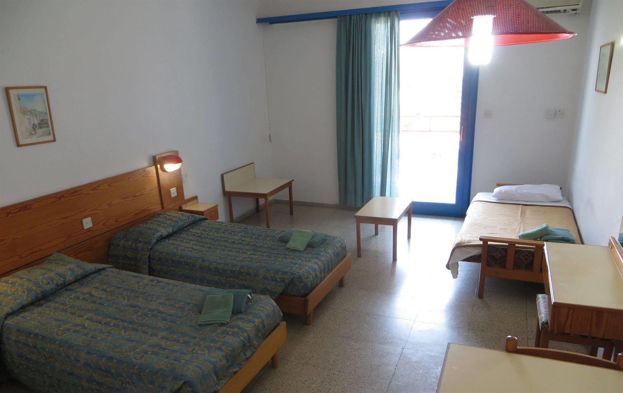 Green Bungalows Hotel Apartments