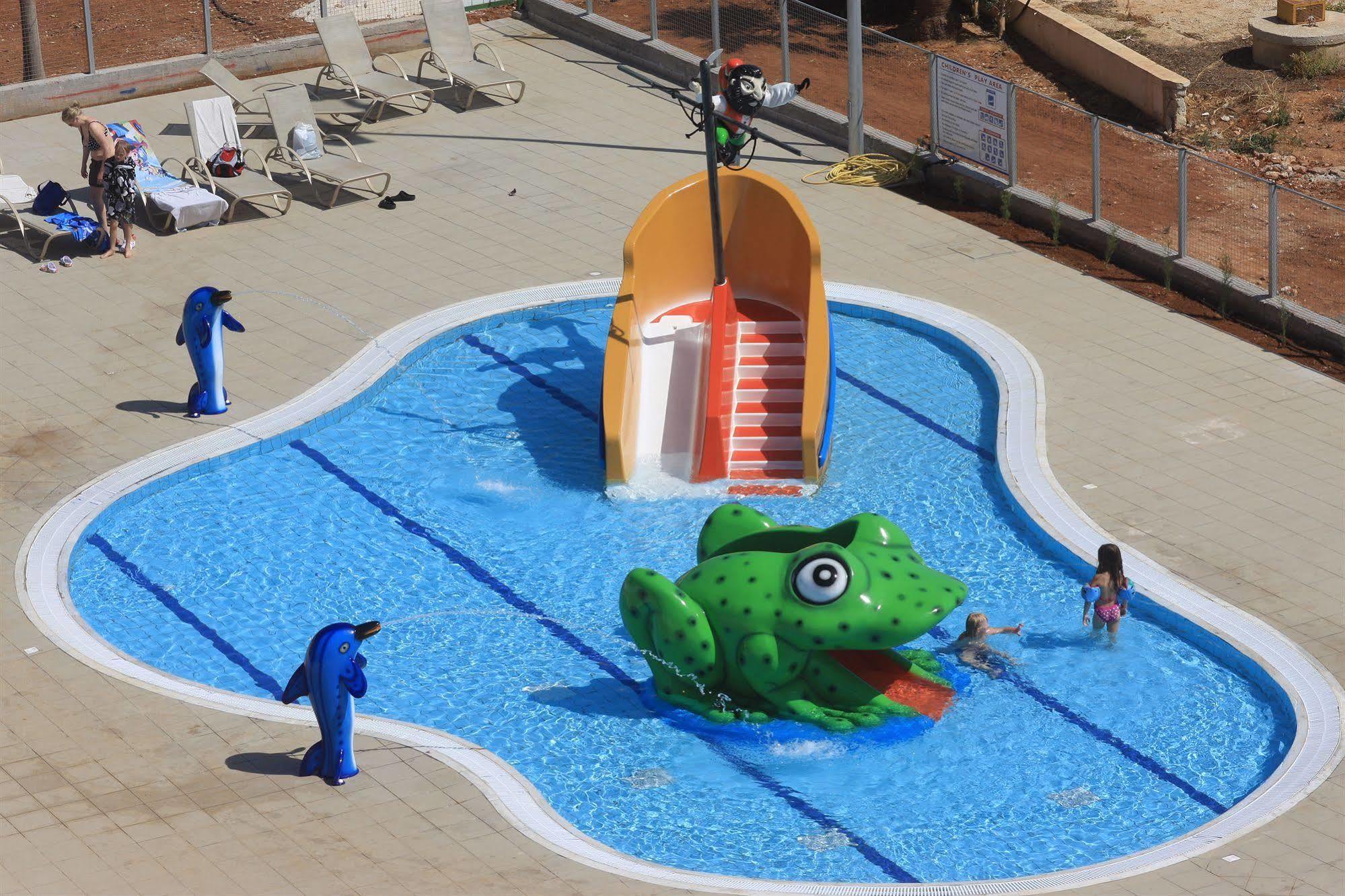 Atlantica Panthea 4* Ayia Napa