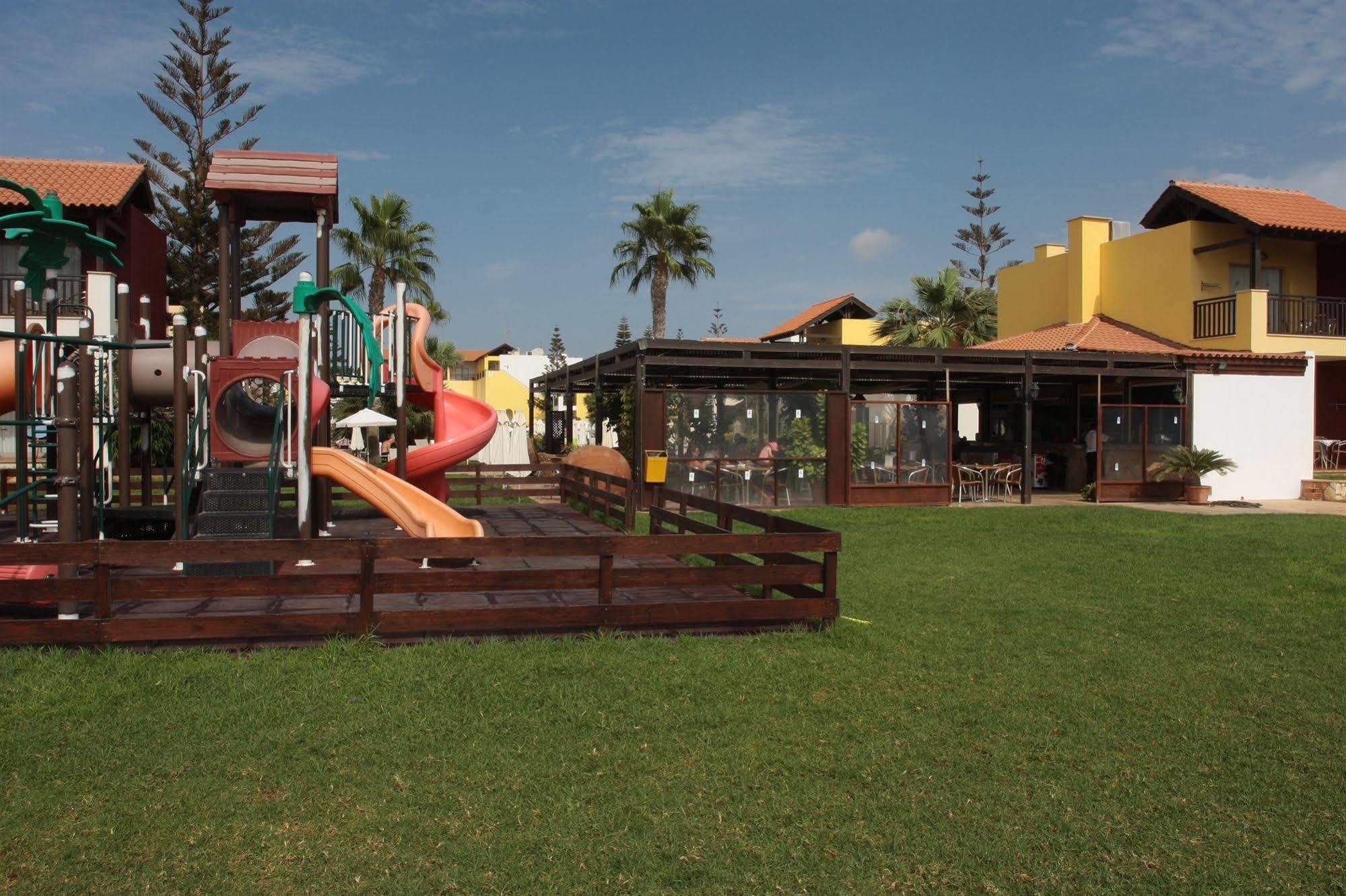 Atlantica Panthea 4*