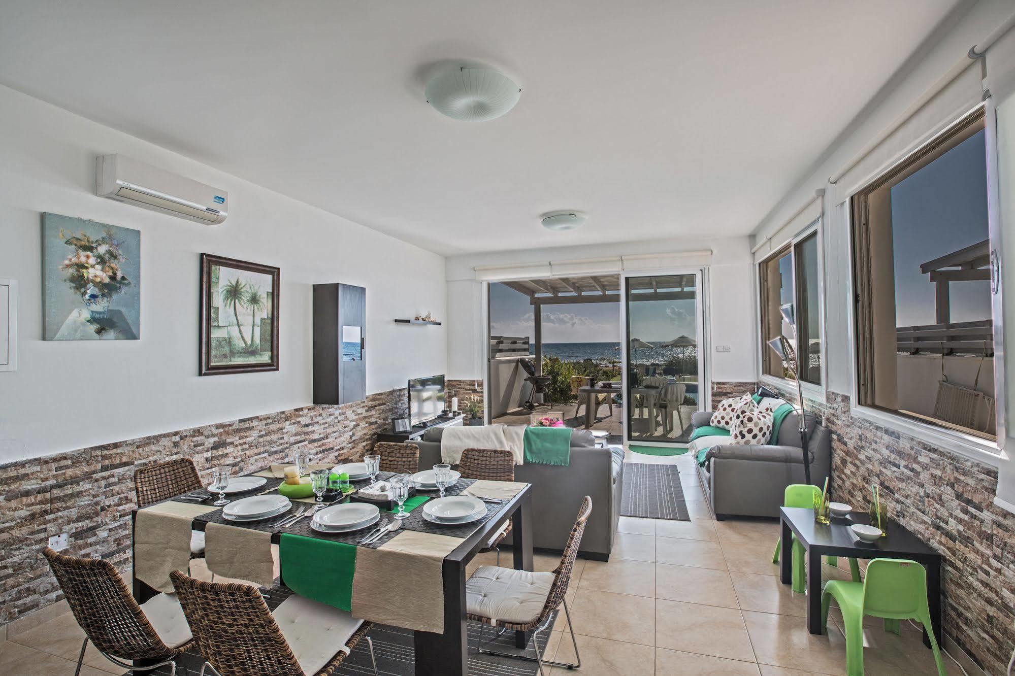 Gorgona Villas