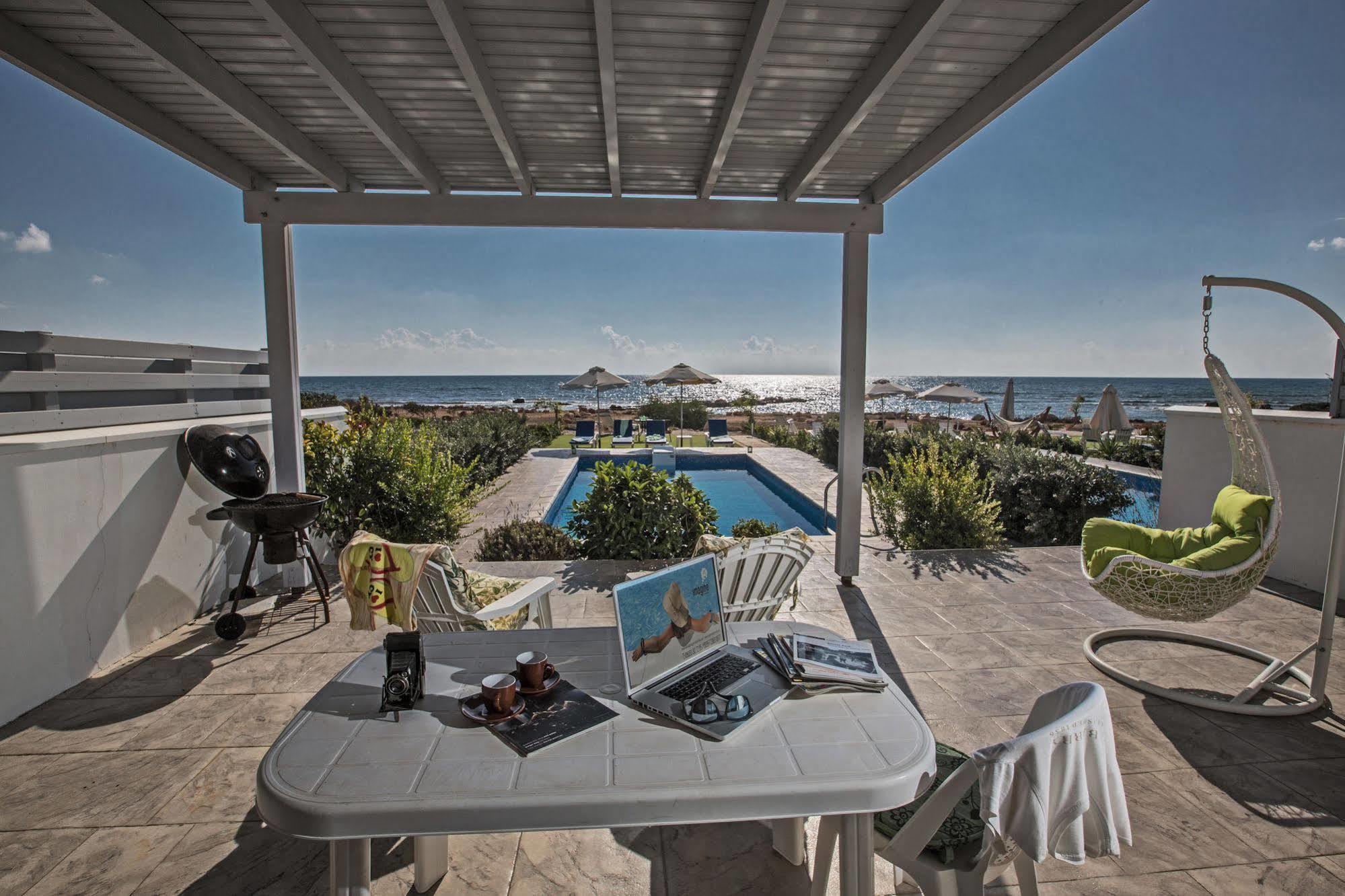 Gorgona Villas *