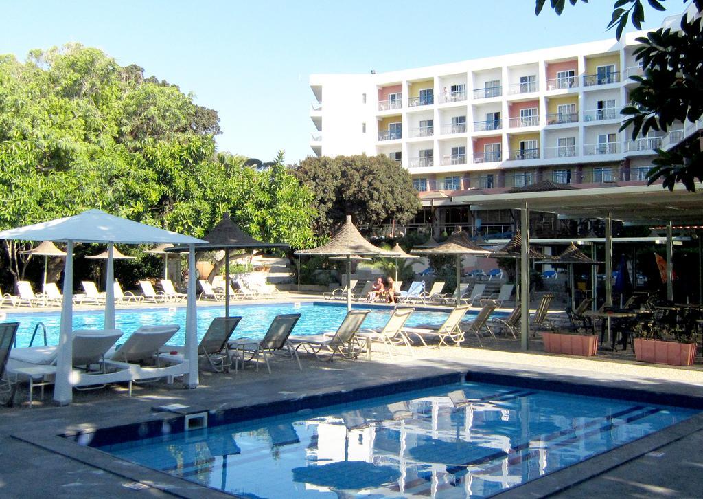 Marina Hotel