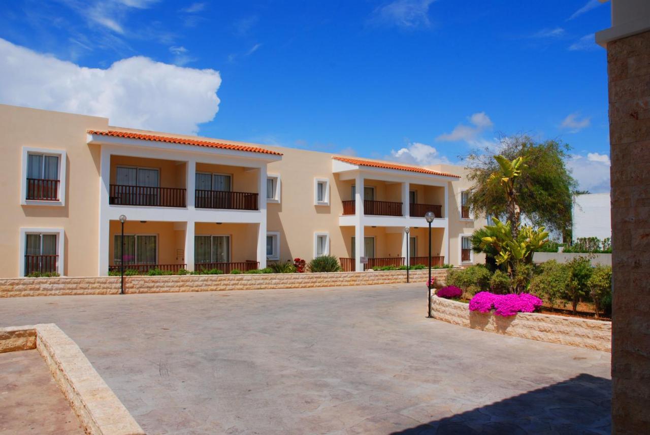 Resort Aktea Village