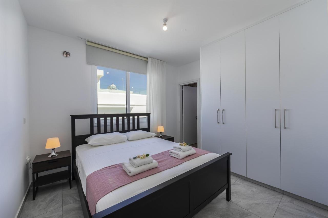 Villa Protaras Araella *