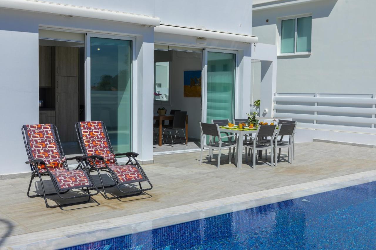 Protaras Araella Villa *