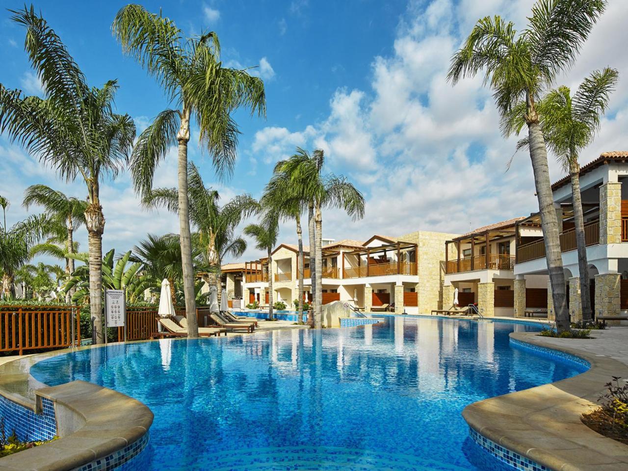 Olympic Bay - Adults Only Hotel