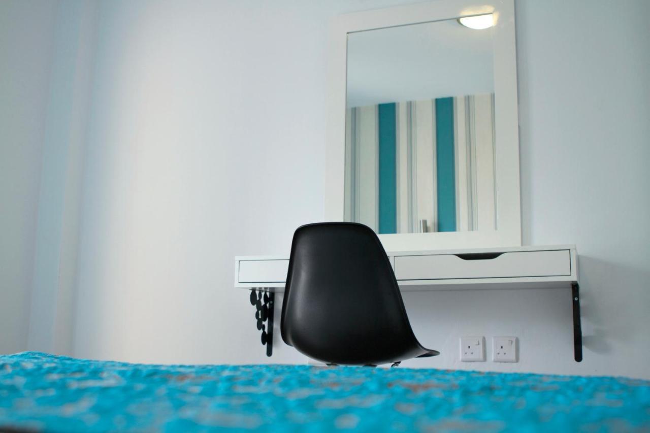 Blue Star Apartment *