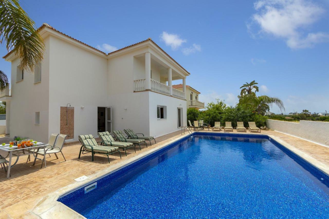 Calisto Villa