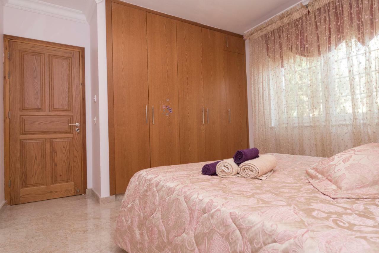 Aphrodite Villa