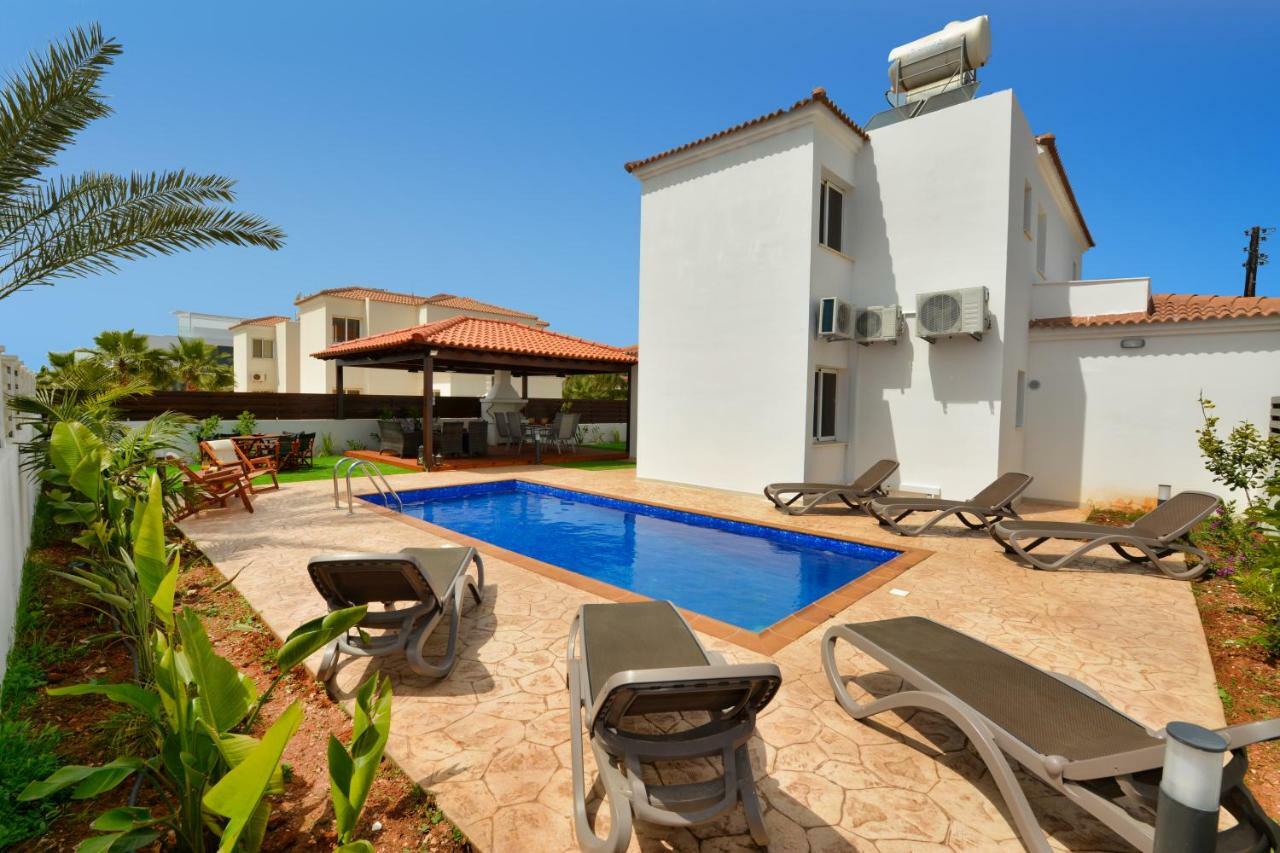 Nissi Gold Ayia Napa