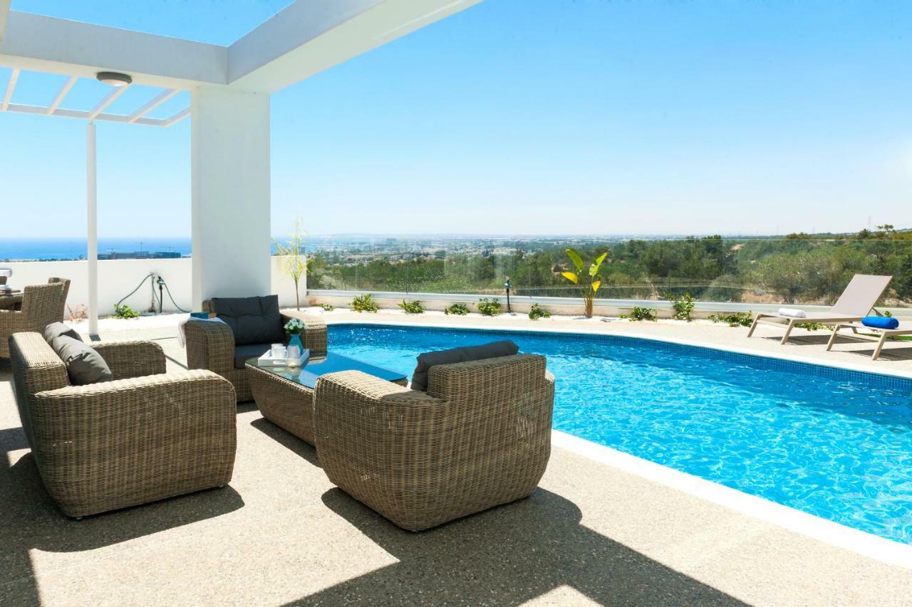 Rubi Villa