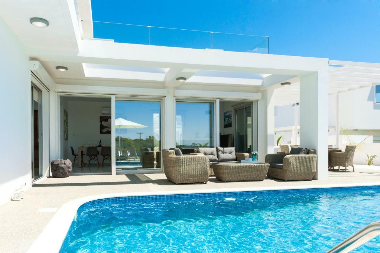 Rubi Villa