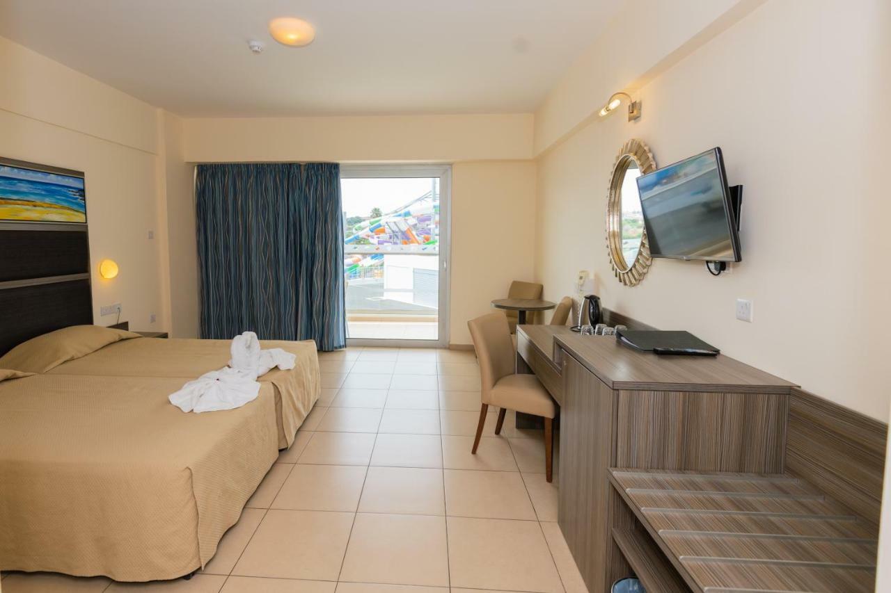 Tofinis Ayia Napa