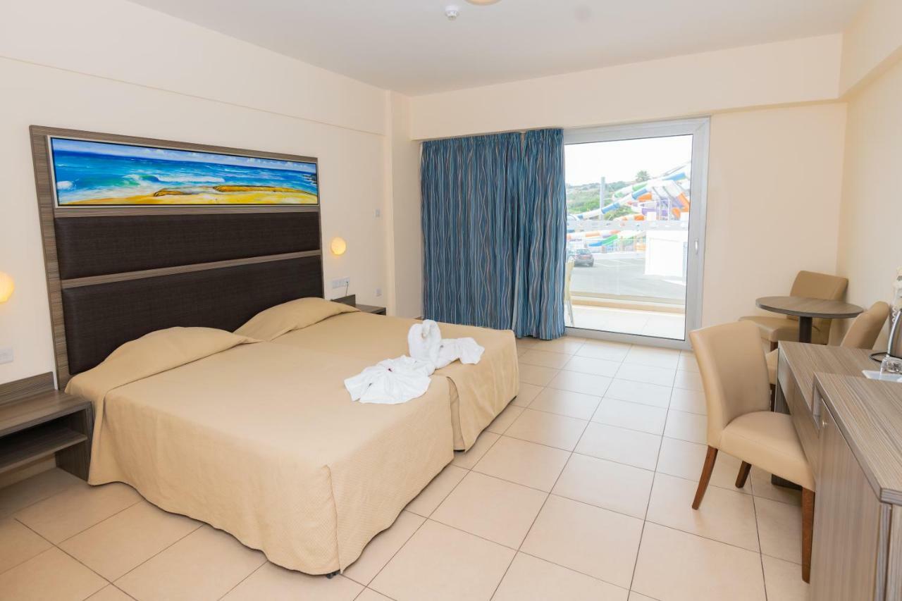 Hotel Tofinis