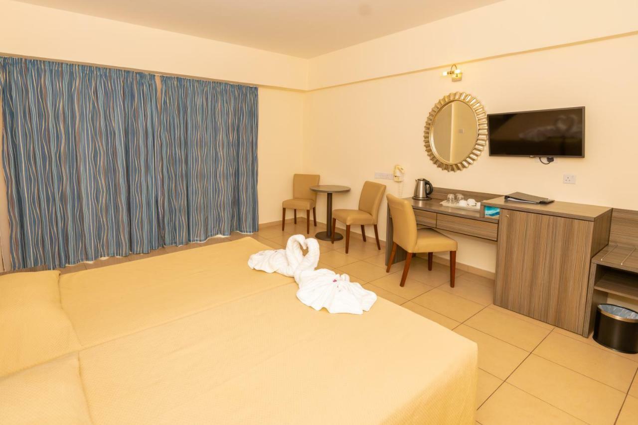 Tofinis Hotel Ayia Napa