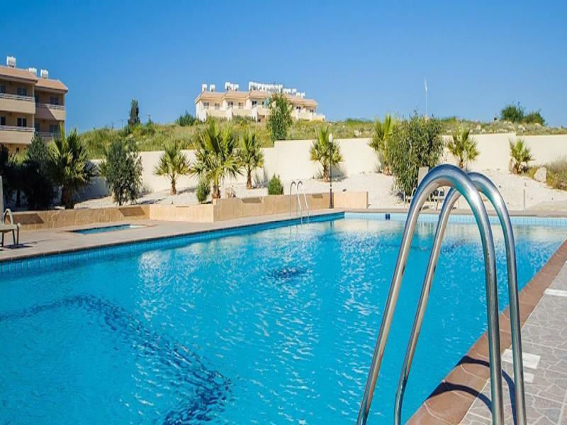 064 * Ayia Napa