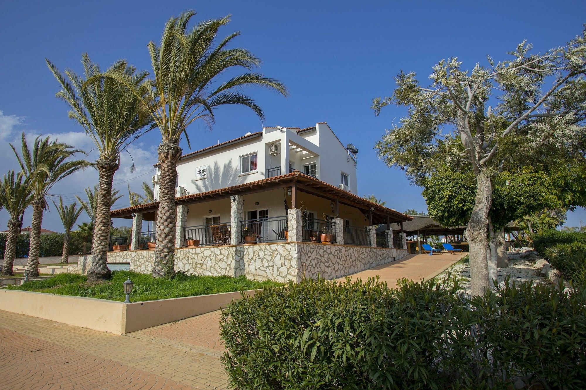 Benetta Villa