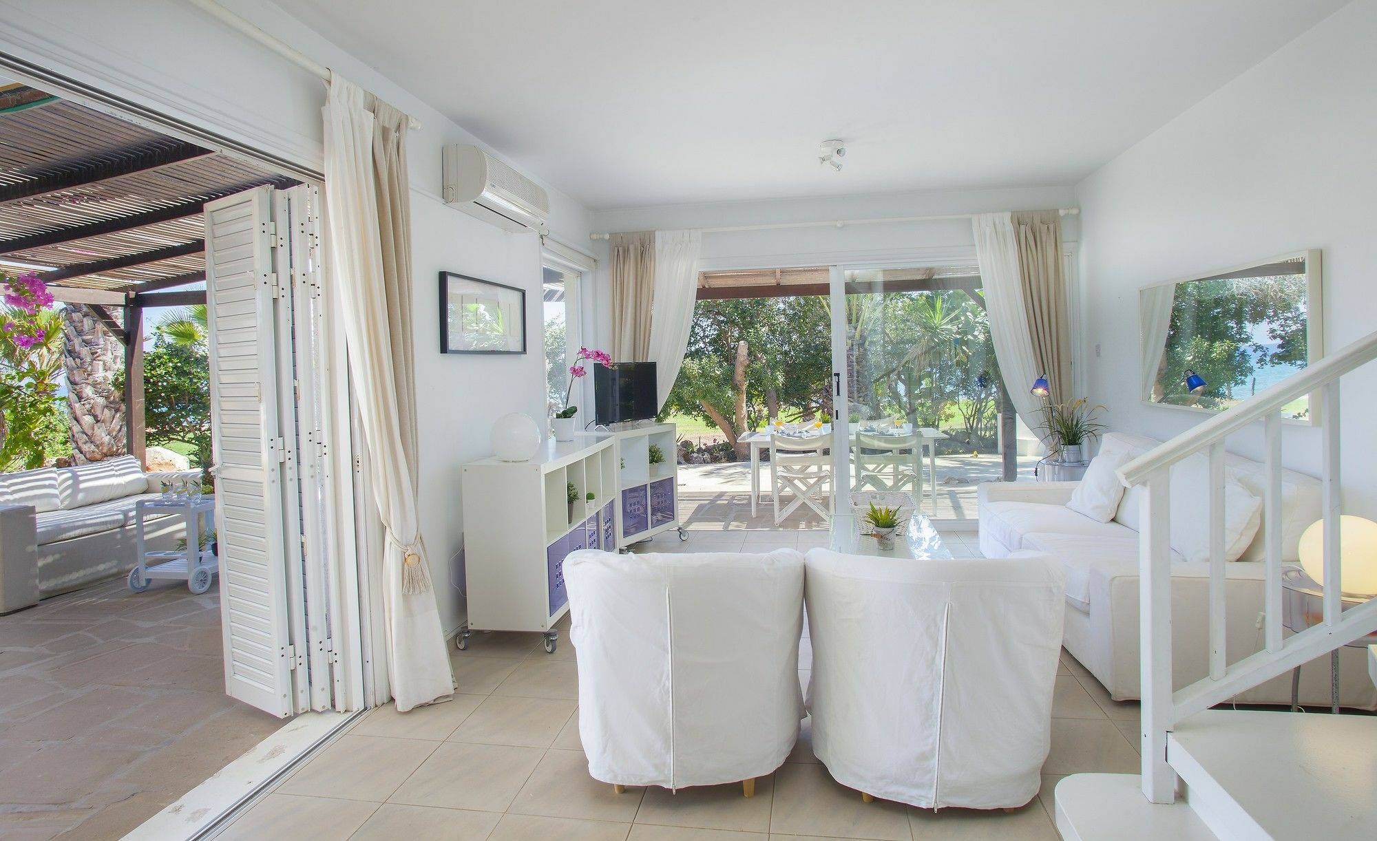 Villa Napa Beachfront *