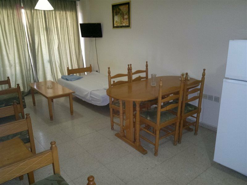 Androthea Hotel