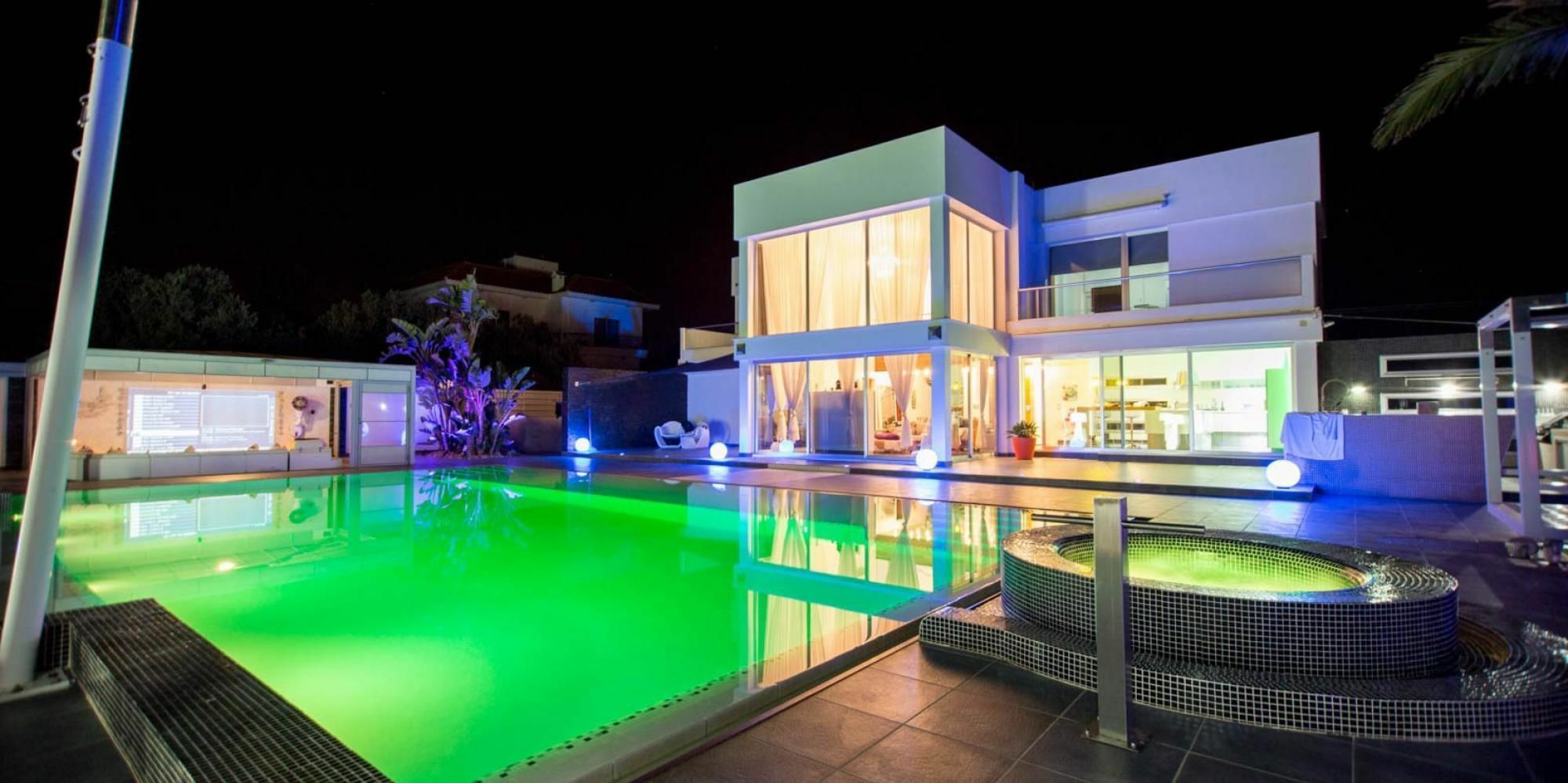 Villa Rent Private 061