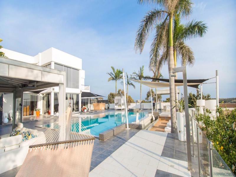 Rent Private 061 Villa *