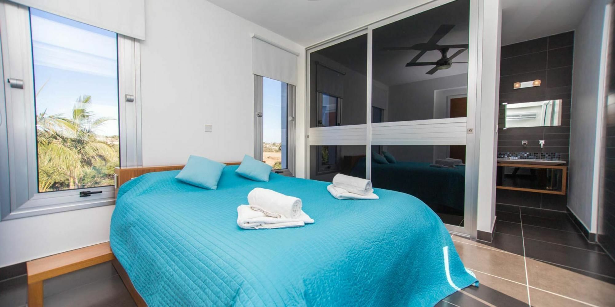 Rent Private 061 *