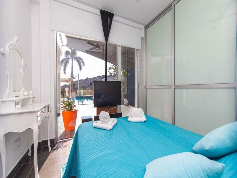 Rent Private 061