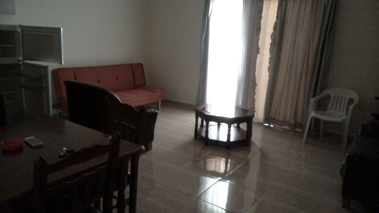Femia Court - Flat 8 Apartment
