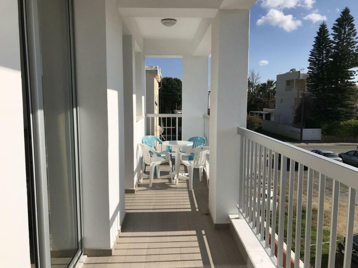 Nissi 3 Bedroom Apartment