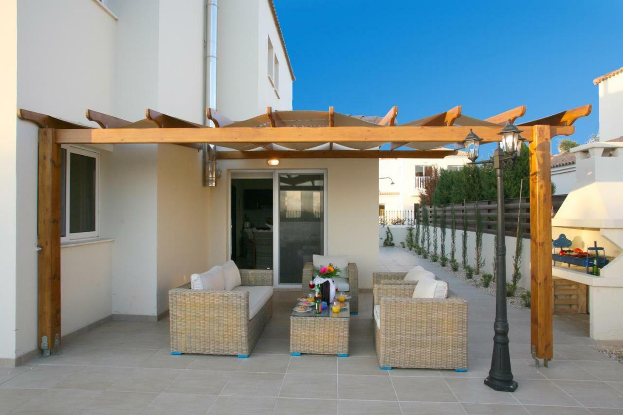 Villa Carmel *