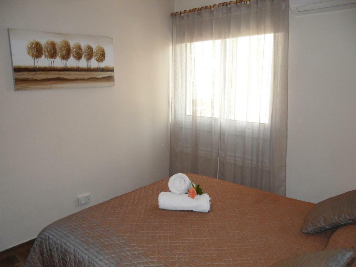Sunshine Apts, Two Bedroom , Free Internet, No 3