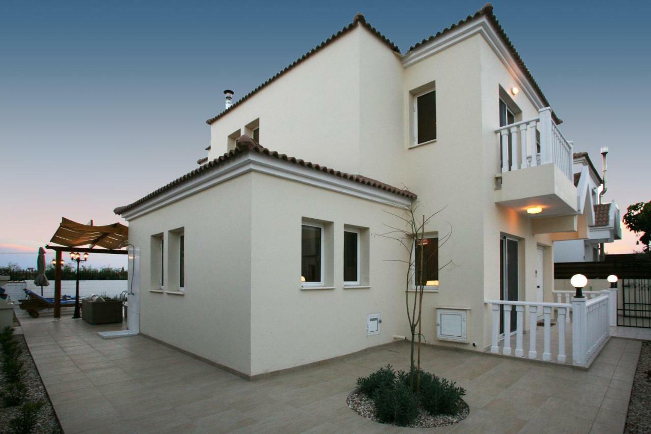 Carmel Villa *