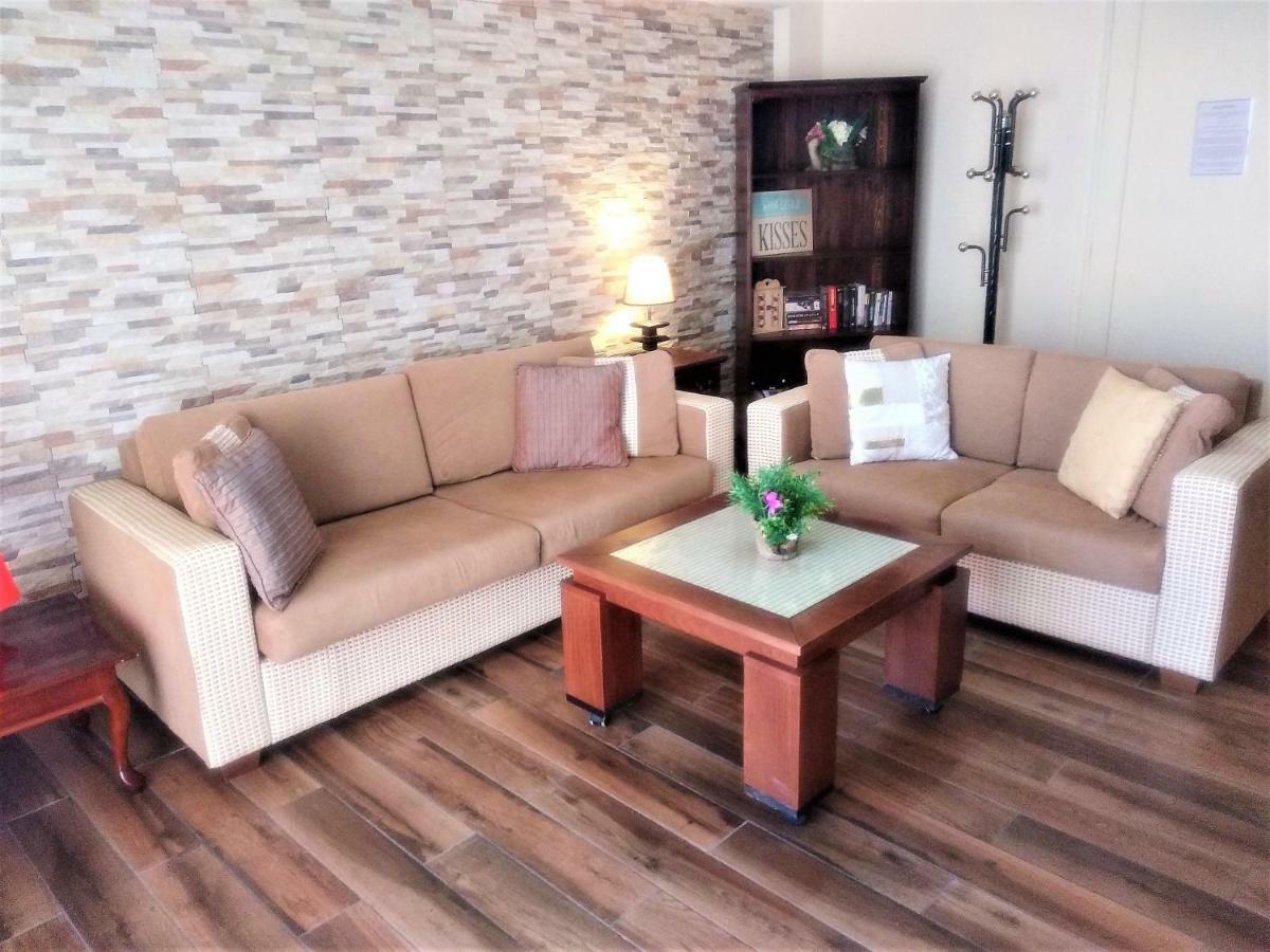 Apartment Sunshine Apts, Two Bedroom , Free Internet, No 3